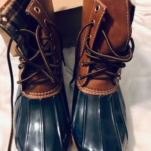 NIB Duckboots with Flannel Lining